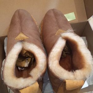 LL Bean wicked good slipper